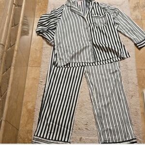 Victoria's Secret Pajama Set Size S